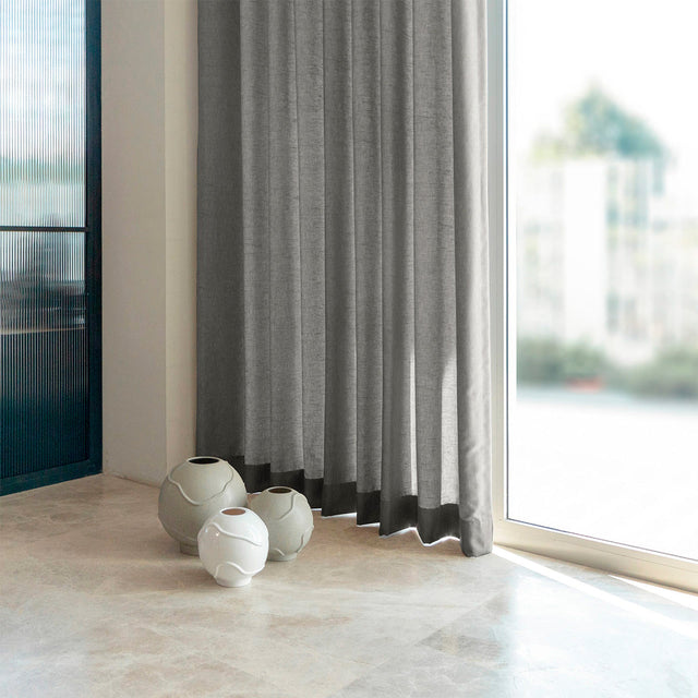 Your Privacy, Your Style: Choosing Curtains for High-Rise Condominium Privacy